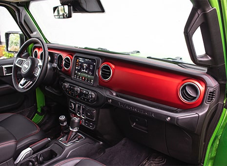 03-jeep-wrangler-rubicon-2020-interior